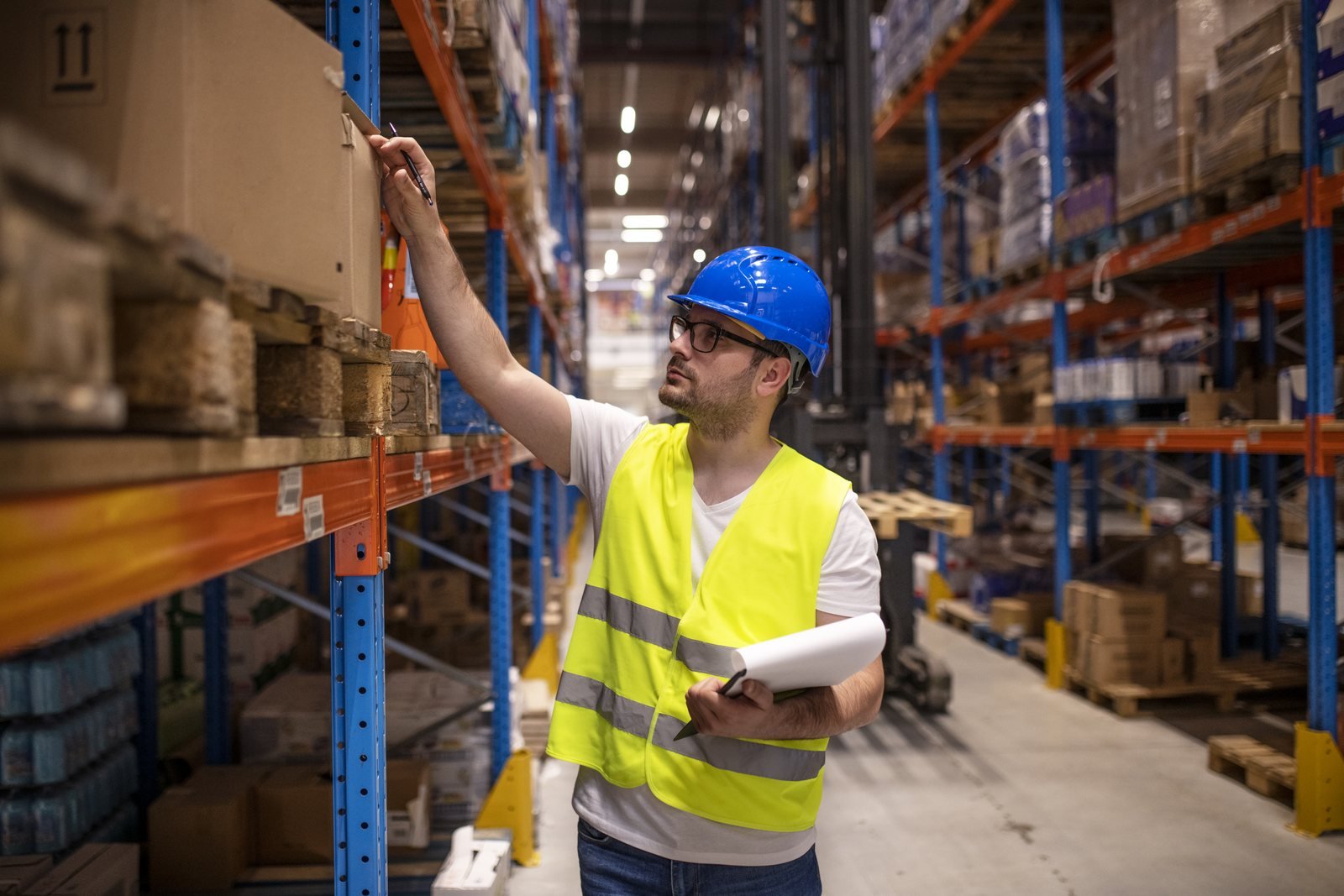 store picking – efillship fulfilment services in Hastings Victoria Australia